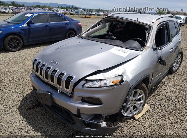 1C4PJMCS0HW570556 2017 JEEP CHEROKEE Gray Front view