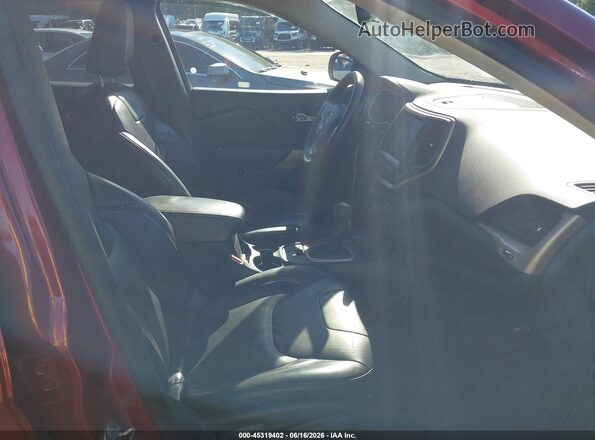 1C4PJMCS1HW579847 2017 JEEP CHEROKEE Red Սալոնի դիմացի տեսք
