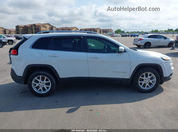 1C4PJMCS3GW279385 2016 JEEP CHEROKEE White Вид задньої частини салону