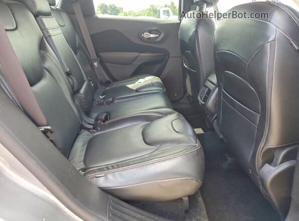1C4PJMCS4GW162642 2016 JEEP CHEROKEE Silver 