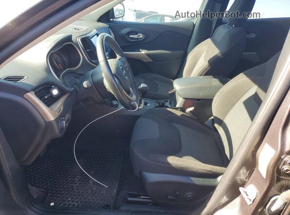 1C4PJMCS4HW590325 2017 JEEP CHEROKEE Gray Front interior view