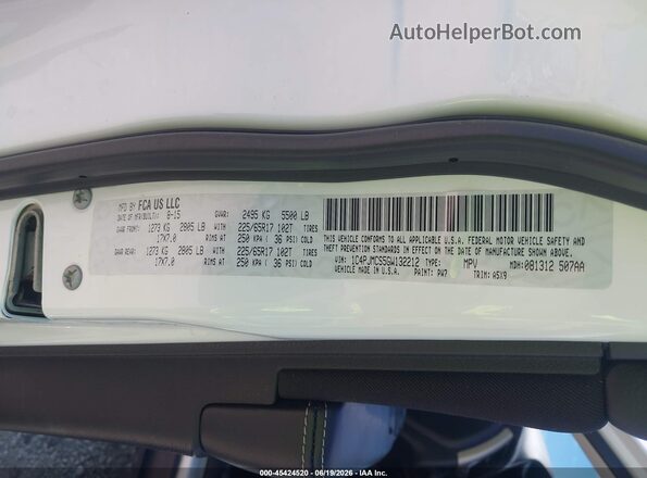 1C4PJMCS5GW132212 2016 JEEP CHEROKEE White Engine compartment view