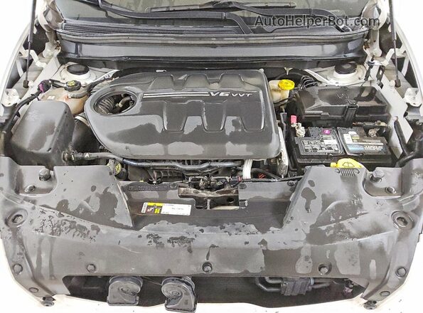 1C4PJMCS5GW335777 2016 JEEP CHEROKEE White ძრავის განყოფილების ხედი