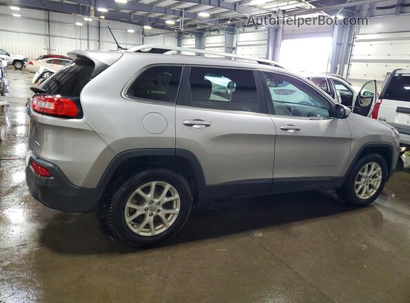 1C4PJMCS6HD238648 2017 JEEP CHEROKEE Silver Trasero derecho