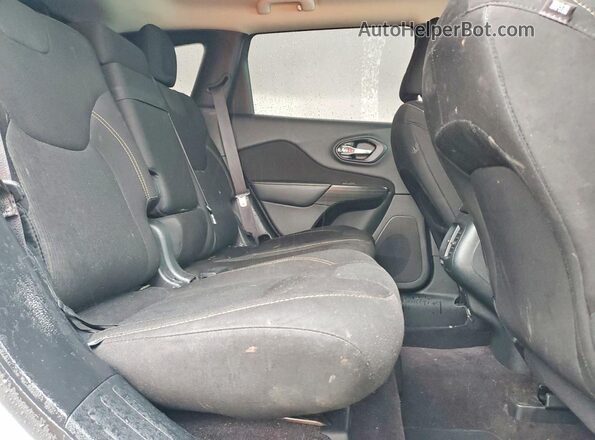 1C4PJMCS7GW214183 2016 JEEP CHEROKEE White 