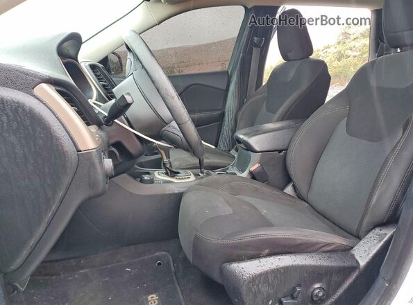 1C4PJMCS7GW214183 2016 JEEP CHEROKEE White 