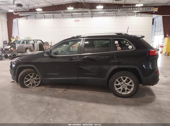 1C4PJMCS7HW615217 2017 JEEP CHEROKEE Black 360 interior view