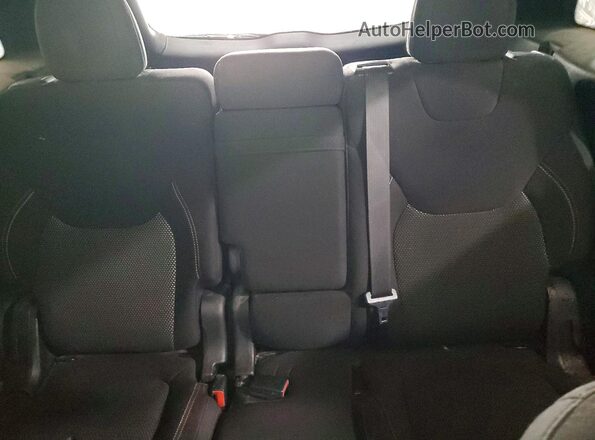 1C4PJMCS8HW530449 2017 JEEP CHEROKEE Зеленый Вид задних сидений