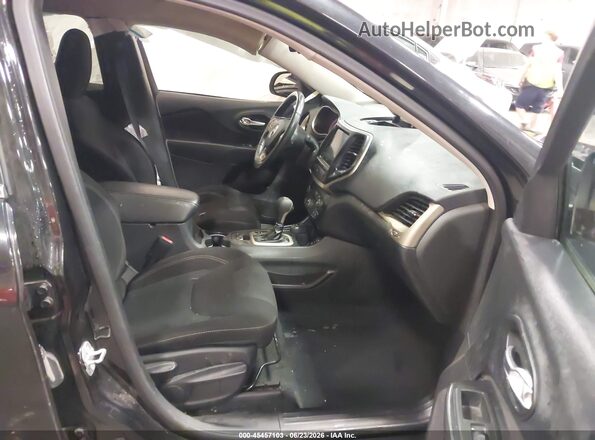 1C4PJMCS9GW148624 2016 JEEP CHEROKEE Black Front interior view