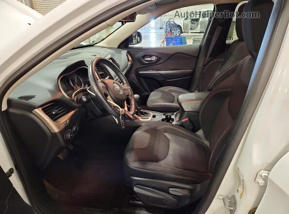 1C4PJMCSXGW373621 2016 JEEP CHEROKEE White Widok wnętrza z przodu