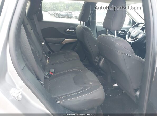 1C4PJMCSXHW647482 2017 JEEP CHEROKEE Gray VIN կոդի պիտակի տեսք