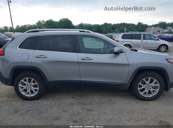 1C4PJMCSXHW647482 2017 JEEP CHEROKEE Gray Սալոնի հետևի տեսք