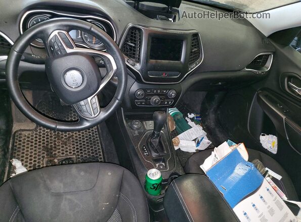 1C4PJMCX3KD128210 2019 JEEP CHEROKEE Red Widok deski rozdzielczej