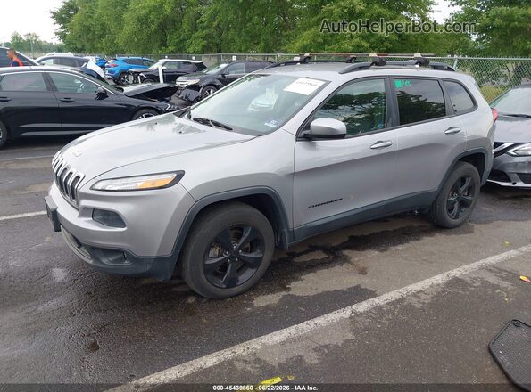 1C4PJMCX4JD527433 2018 JEEP CHEROKEE Gray Przód lewy
