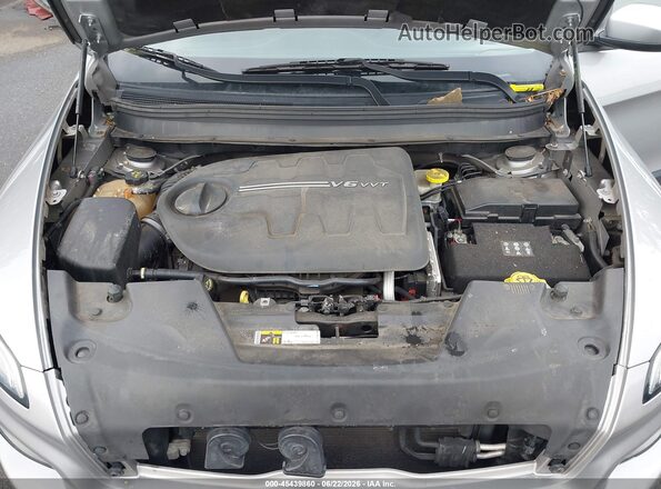 1C4PJMCX4JD527433 2018 JEEP CHEROKEE Gray Widok z tyłu