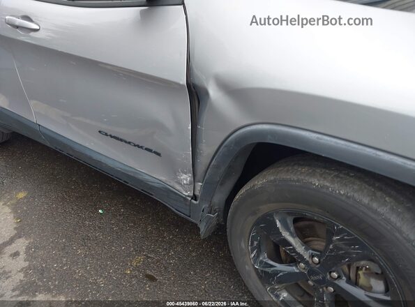 1C4PJMCX4JD527433 2018 JEEP CHEROKEE Gray Widok z przodu
