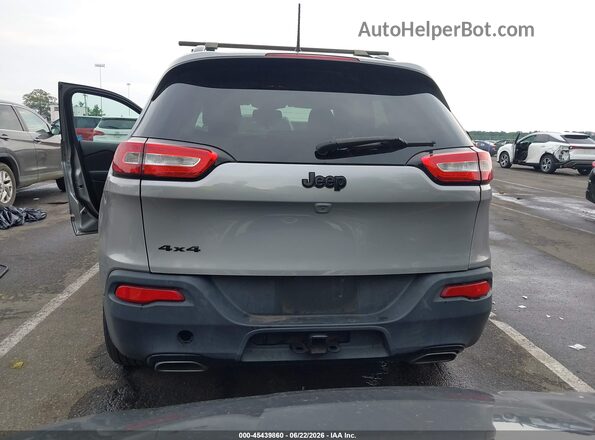 1C4PJMCX4JD527433 2018 JEEP CHEROKEE Gray 