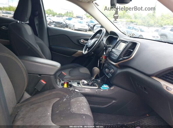 1C4PJMCX7JD500484 2018 JEEP CHEROKEE Gray წინა სალონის ხედი