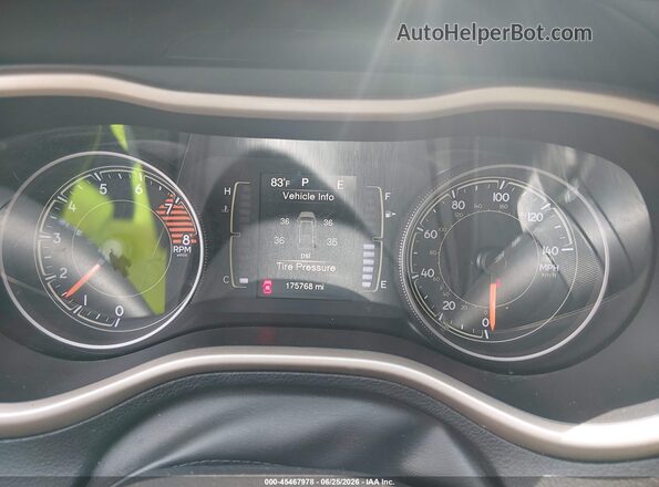 1C4PJMCX8JD549791 2018 JEEP CHEROKEE Синий Вид задних сидений