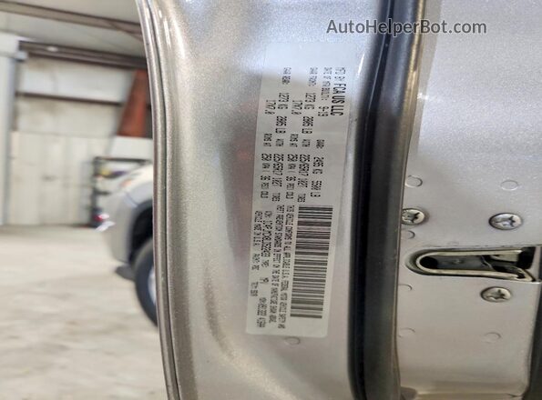 1C4PJMCX8LD522433 2020 JEEP CHEROKEE Silver Widok naklejki z numerem VIN
