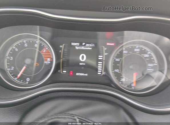 1C4PJMCX9KD281903 2019 JEEP CHEROKEE Бордовый Вид задних сидений