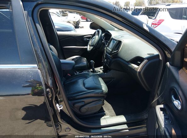 1C4PJMDB0GW337564 2016 JEEP CHEROKEE Black Front interior view