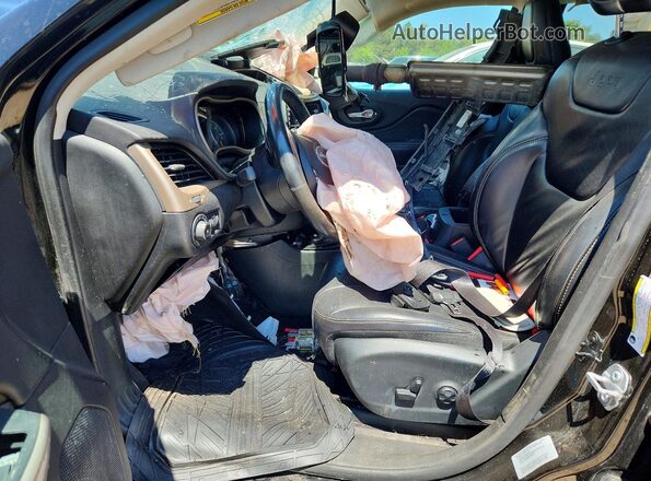 1C4PJMDB3HW645300 2017 JEEP CHEROKEE Black Вид салону спереду