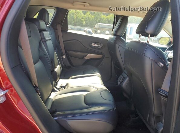 1C4PJMDB4HD217800 2017 JEEP CHEROKEE Red Rear interior view