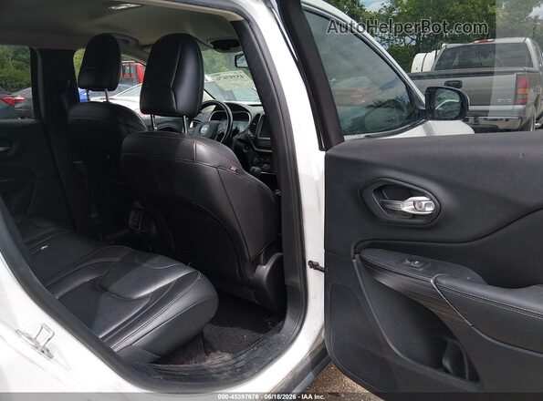 1C4PJMDB4HW520399 2017 JEEP CHEROKEE White Вид наклейки з VIN-кодом