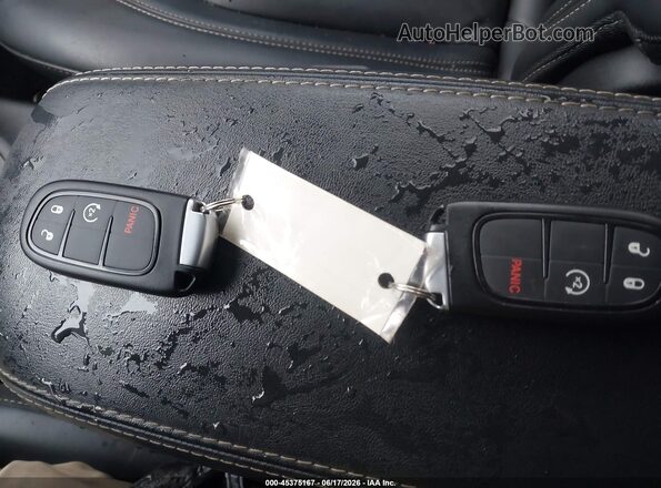 1C4PJMDB6HW634517 2017 JEEP CHEROKEE Black Вид панелі приладів