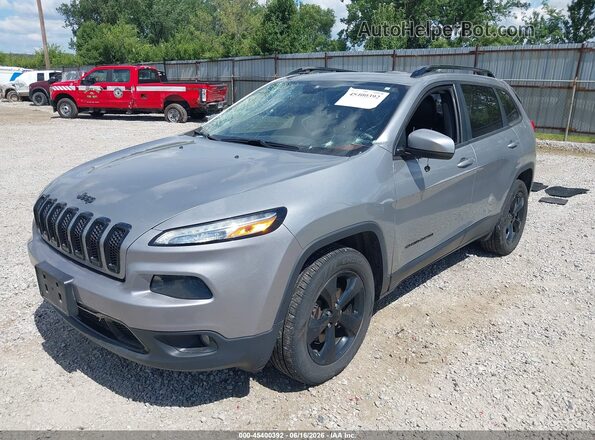 1C4PJMDB8HW504688 2017 JEEP CHEROKEE Gray Передня ліва чверть