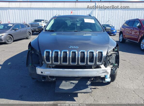 1C4PJMDB8HW511785 2017 JEEP CHEROKEE Gray Rear interior view