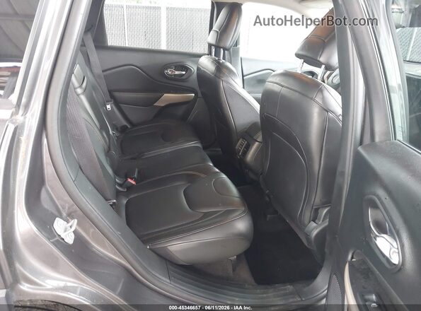 1C4PJMDB8JD617140 2018 JEEP CHEROKEE Gray VIN կոդի պիտակի տեսք