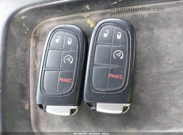 1C4PJMDB9GW349163 2016 JEEP CHEROKEE Черный Вид панели приборов