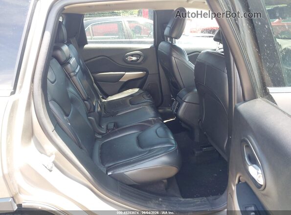 1C4PJMDB9HW638836 2017 JEEP CHEROKEE Gray Widok naklejki z numerem VIN