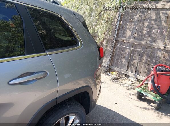 1C4PJMDBXHW563466 2017 JEEP CHEROKEE Gray Front view