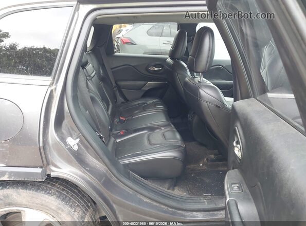 1C4PJMDN2KD163740 2019 JEEP CHEROKEE Серый Вид наклейки с VIN-кодом