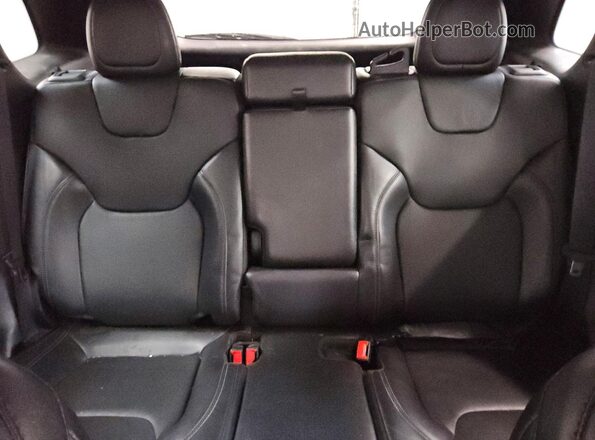 1C4PJMDN5LD534360 2020 JEEP CHEROKEE Black უკანა სავარძლების ხედი