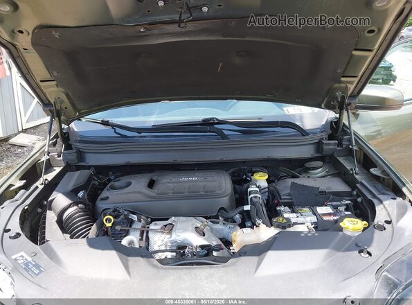 1C4PJMDN9KD180194 2019 JEEP CHEROKEE Green უკანა ხედი