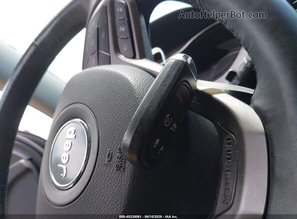 1C4PJMDN9KD180194 2019 JEEP CHEROKEE Green წინა პანელის ხედი