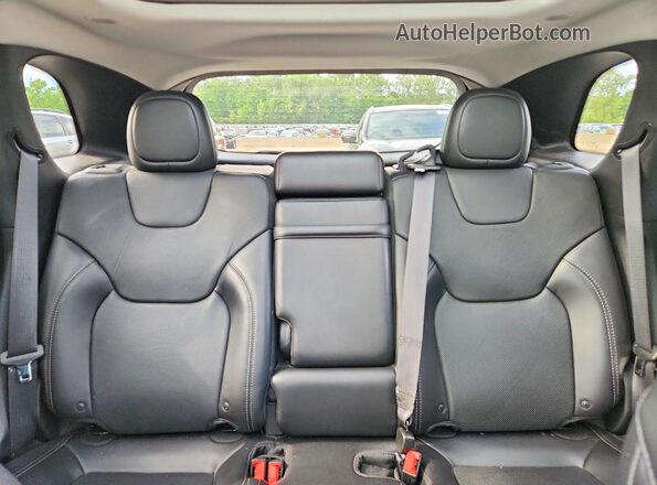 1C4PJMDN9KD214957 2019 JEEP CHEROKEE Красный Вид задних сидений