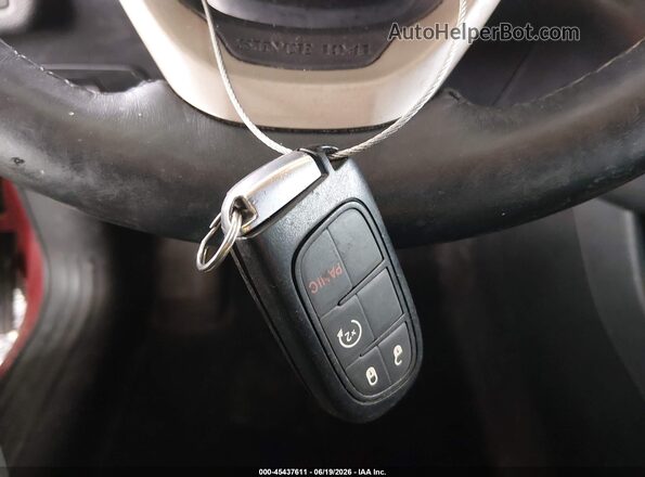 1C4PJMDS1GW365471 2016 JEEP CHEROKEE Red Widok deski rozdzielczej
