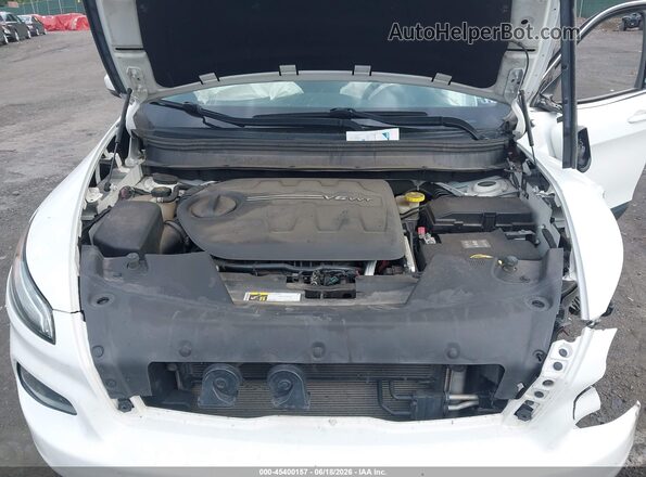 1C4PJMDS1HW576445 2017 JEEP CHEROKEE White Rear view