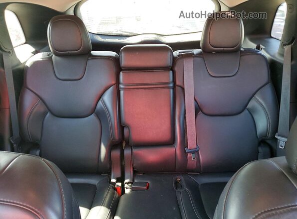 1C4PJMDS6HW587778 2017 JEEP CHEROKEE Red უკანა სავარძლების ხედი