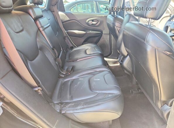 1C4PJMDS8GW148208 2016 JEEP CHEROKEE Black უკანა სალონის ხედი
