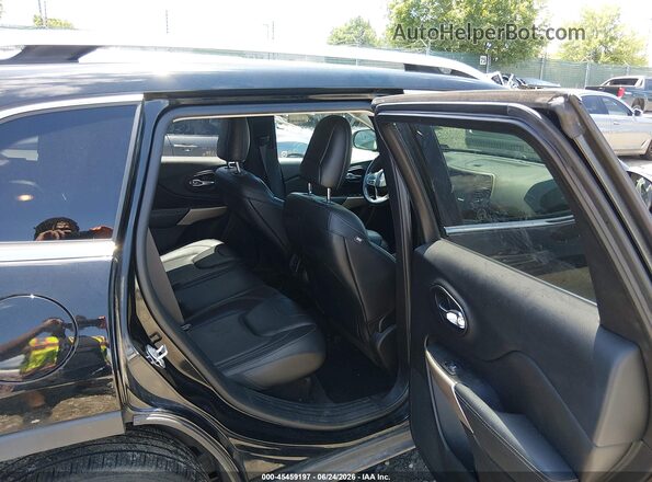 1C4PJMDS8HD227939 2017 JEEP CHEROKEE Black Widok naklejki z numerem VIN