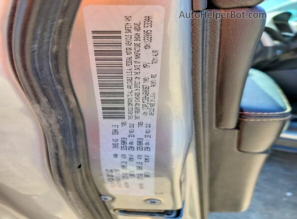 1C4PJMDS8HW600367 2017 JEEP CHEROKEE Silver VIN կոդի պիտակի տեսք