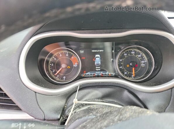 1C4PJMDS9HW647469 2017 JEEP CHEROKEE Red Vista del cuadro de instrumentos