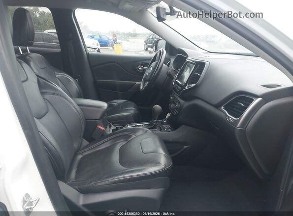1C4PJMDX0KD163690 2019 JEEP CHEROKEE White Widok wnętrza z przodu