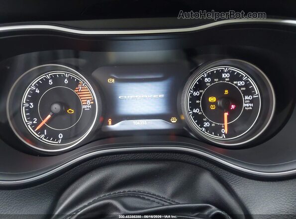 1C4PJMDX0KD163690 2019 JEEP CHEROKEE White Widok tylnych siedzeń